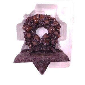 Vintage Hold Everything Holiday Wreath Christmas Stocking Holder New Open Box